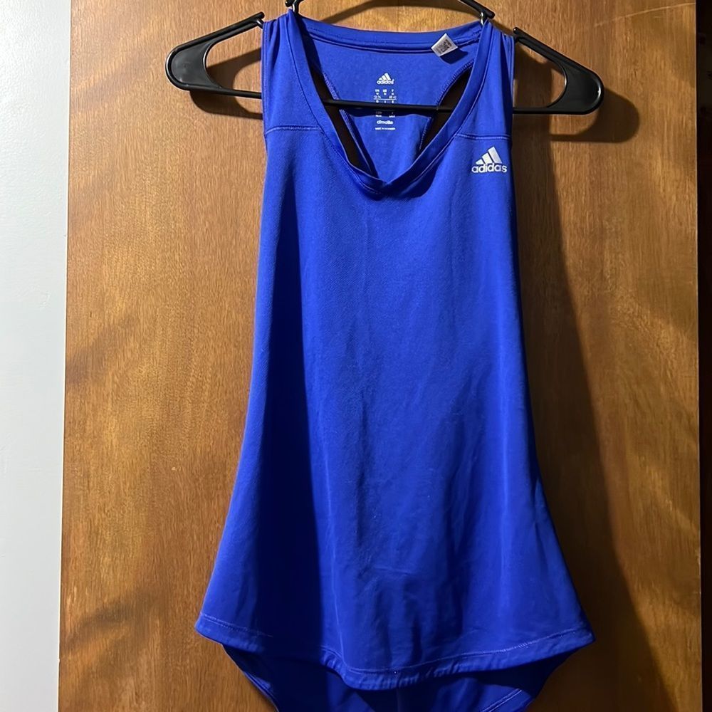 Adidas twist racerback